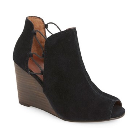 Lucky Brand Shoes - Lucky brand reevas booties